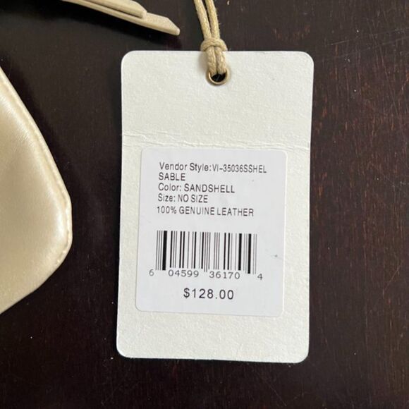 NWT HOBO Genuine Leather Sandshell Sable-Style Wristlet Purse Handbag Clutch - Picture 7 of 9